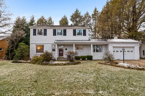 330 Connecticut Dr, Erie, PA 16505
