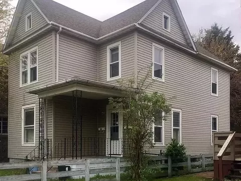 408 Cherry St, Erie, PA 16507