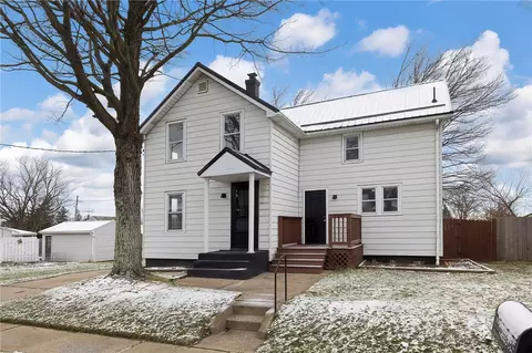 2120 W 37th St, Erie, PA 16508