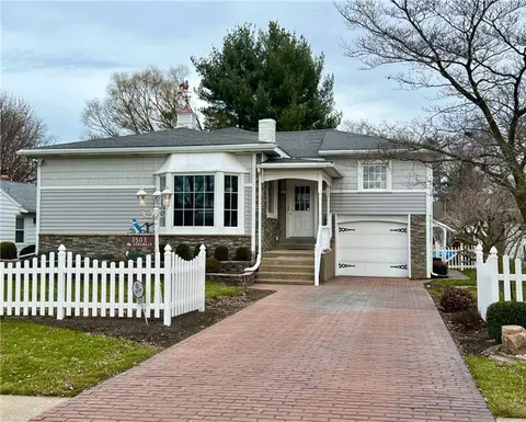 3503 Greengarden Blvd, Erie, PA 16508