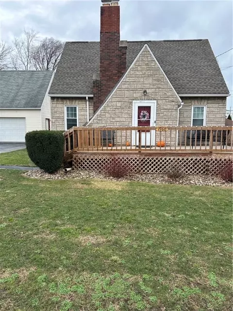 1960 Cook Ave, Erie, PA 16510