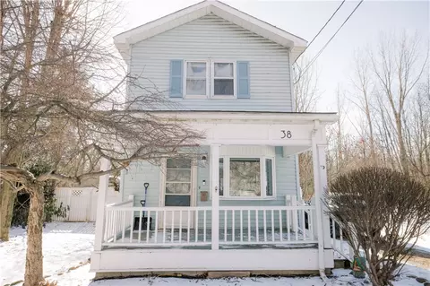 38 Waterford St, Union City, PA 16438