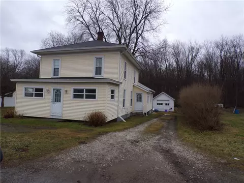 13725 Ridge Rd, West Springfield, PA 16443