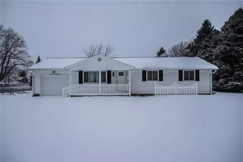 7668 Fairlane Dr, Fairview, PA 16415
