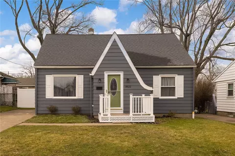 3522 Oakwood St, Erie, PA 16508