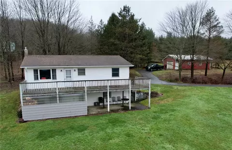 18623 State Highway 98 Hwy, Conneautville, PA 16406