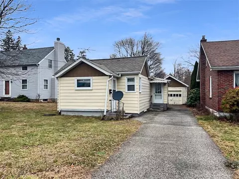 1113 Linden Ave, Erie, PA 16505