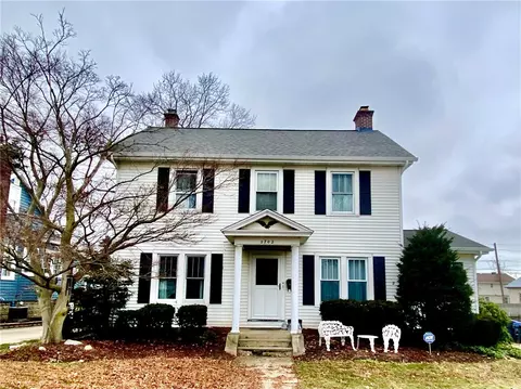 2702 Homer Ave, Erie, PA 16506