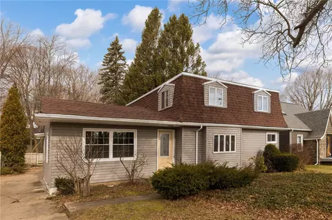 1230 W Gore Rd, Erie, PA 16509