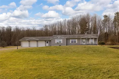 73 Braley Rd, Russell, PA 16345