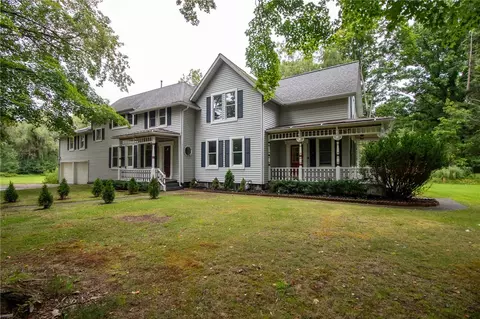 1026 Wilkins Rd, Erie, PA 16505