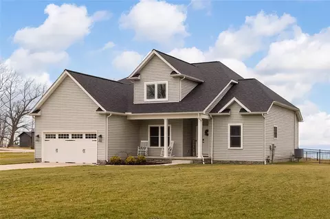 12438 E Lake Rd, North East, PA 16428