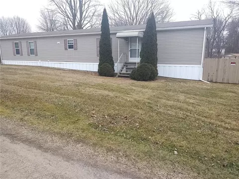 3855 Route 215 Dr #1, East Springfield, PA 16411