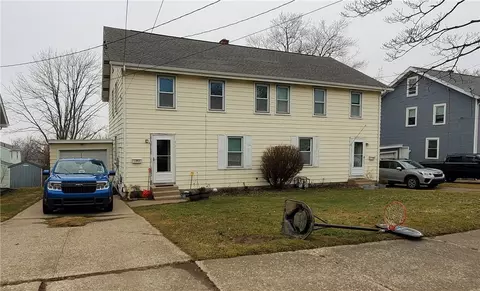 1550-1552 W 45th St, Erie, PA 16509