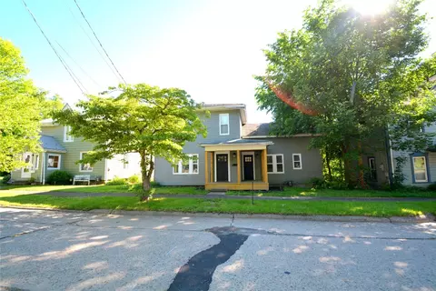 504 Water St, Warren, PA 16365 photo 2