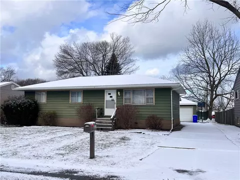 2814 E 27th St, Erie, PA 16510