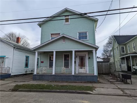 523 W 17th St, Erie, PA 16502