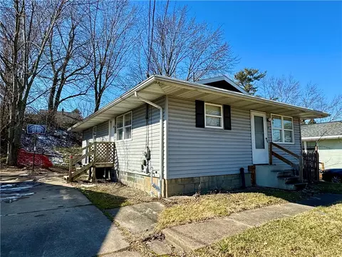 3904 Stanley Ave, Erie, PA 16504