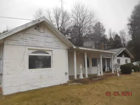 13549 W Lake Rd, West Springfield, PA 16443