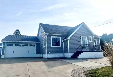 2065 E 38th St, Erie, PA 16510