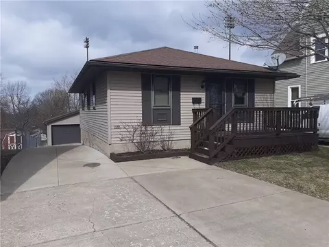 1322 W 25th St, Erie, PA 16502