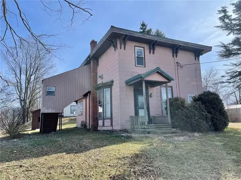 95 S Main St, Union City, PA 16438
