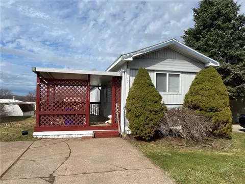 5149 Henderson Rd #114, Erie, PA 16509