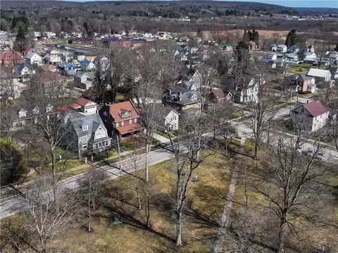 View/Area - 41 E Smith St, Corry, PA 16407 photo 4 of 4