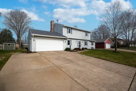 2348 Pepper Tree Dr, Erie, PA 16510