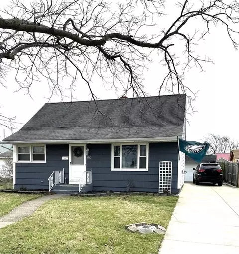 1013 W 37th St, Erie, PA 16508