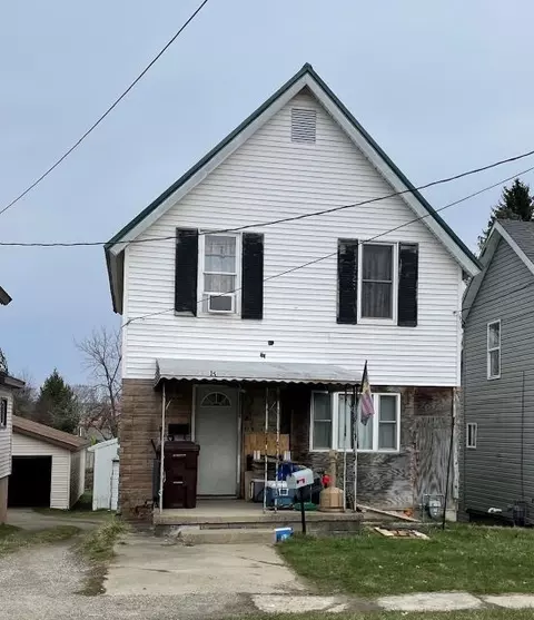 15 Parade St, Union City, PA 16438