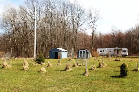 2160 Election House Rd, Cochranton, PA 16314