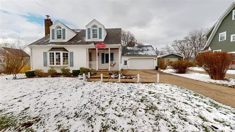 2711 Wellington Rd, Erie, PA 16506