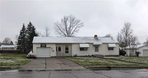 3924 Mcclelland Ave, Erie, PA 16510