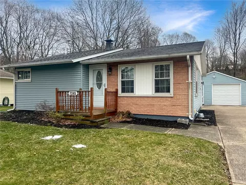 7245 Rupert Dr, Fairview, PA 16415