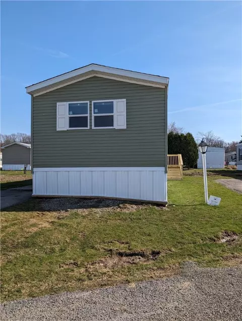 5149 Henderson Rd #107, Erie, PA 16509