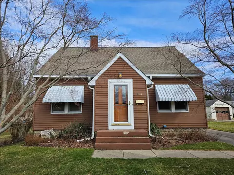 413 Roslyn Ave, Erie, PA 16505