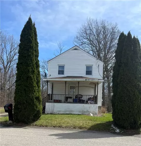 2015 Woodlawn Ave, Erie, PA 16510