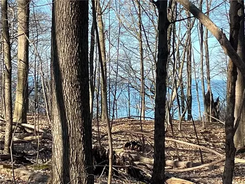 0 E Lake Rd, Harborcreek, PA 16511