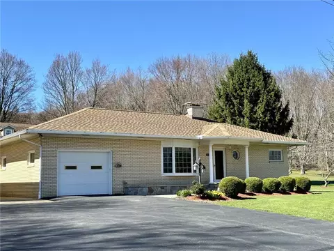 16593 Us Highway 6 19 Hwy, Saegertown, PA 16433