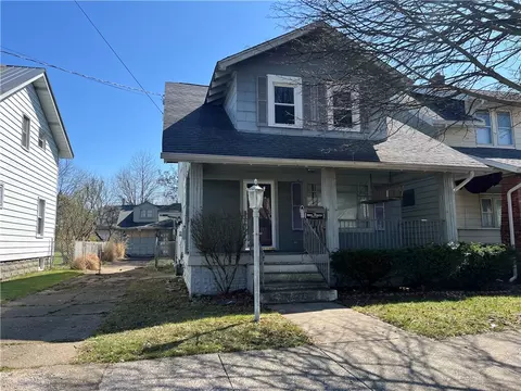 1165 W 29th St, Erie, PA 16508