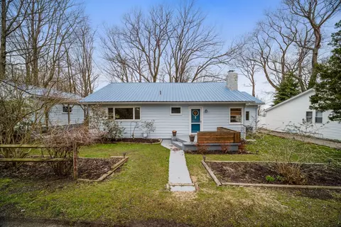 180 2nd Ave, North East, PA 16428