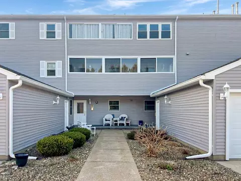 3302 Baer Beach Rd #B9, Erie, PA 16505