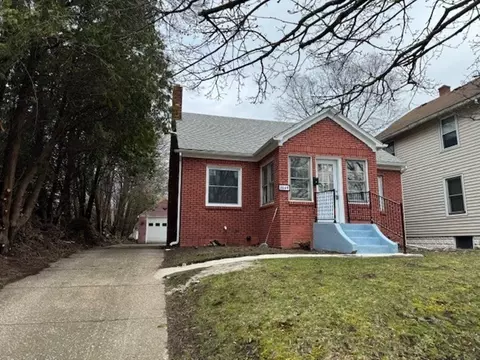 2045 June St, Erie, PA 16510