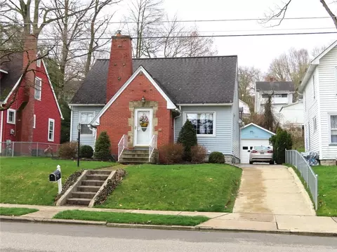 686 Walnut St, Meadville, PA 16335