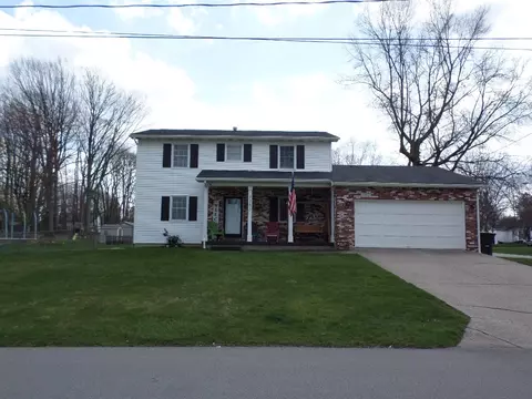 3485 Pond View Dr, Erie, PA 16506