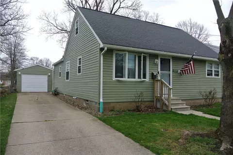 709 Tyndall Ave, Erie, PA 16511
