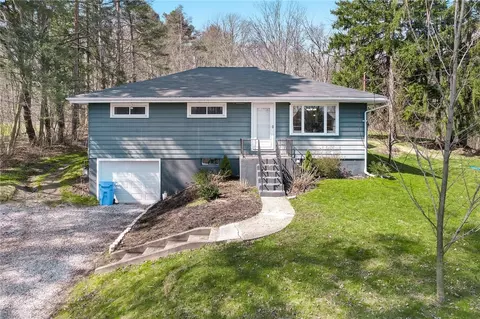 8486 Perry Hwy, Erie, PA 16509