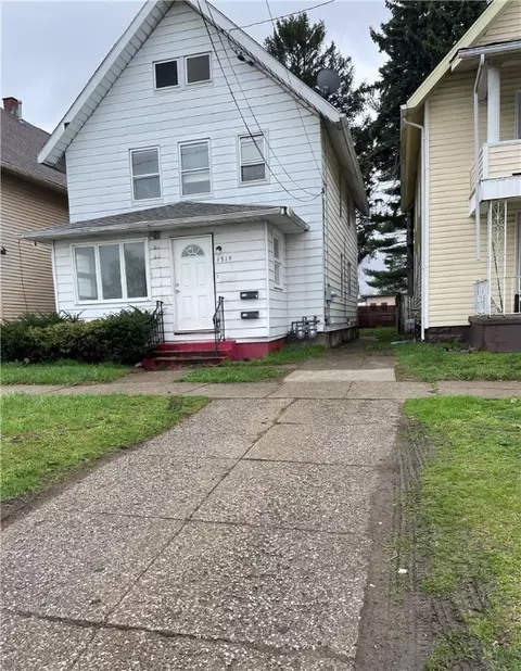 1319 E 10 St, Erie, PA 16503