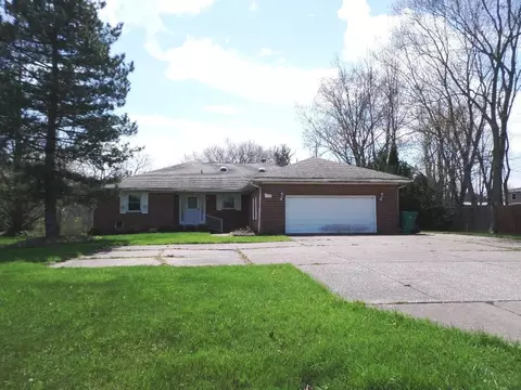 3723 Station Rd, Erie, PA 16510